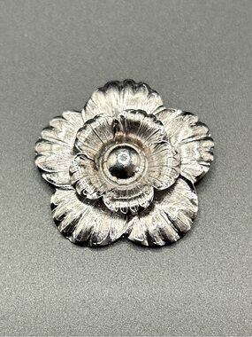 Silver Floral Metal Scarf Ring